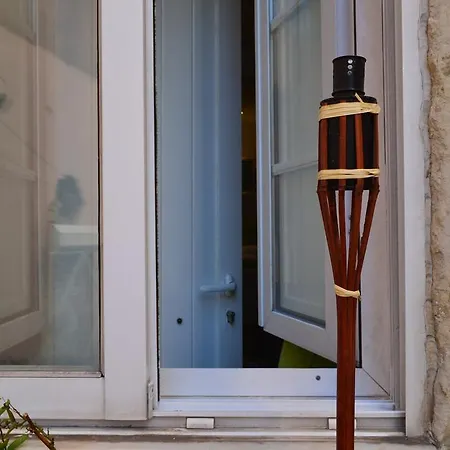 Apartment Janelas Verdes Studio *