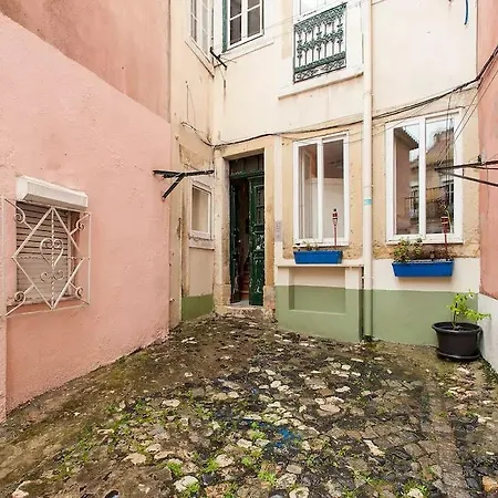 Janelas Verdes Studio Lissabon
